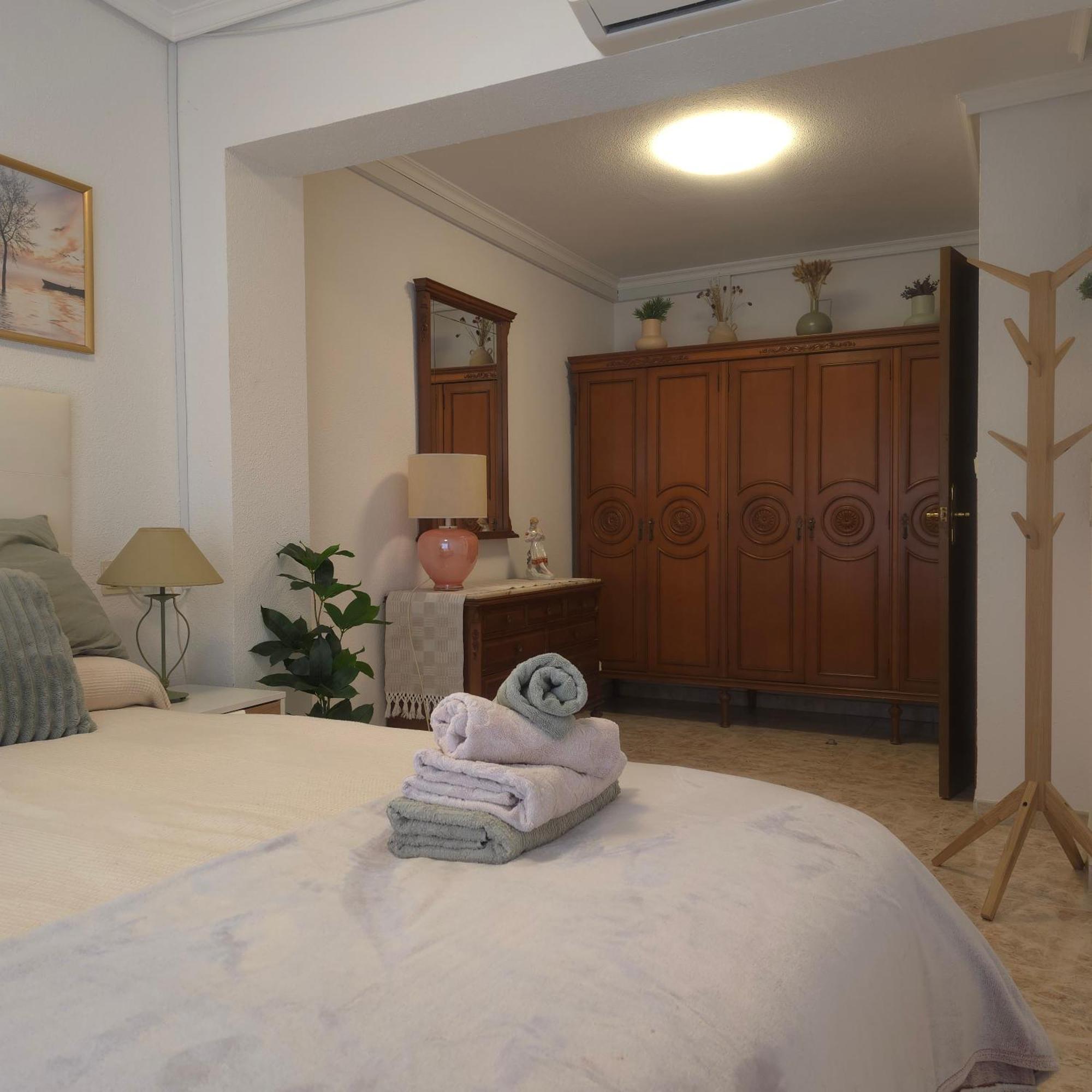 Apartamento Alma อัลเมรีอา ภายนอก รูปภาพ